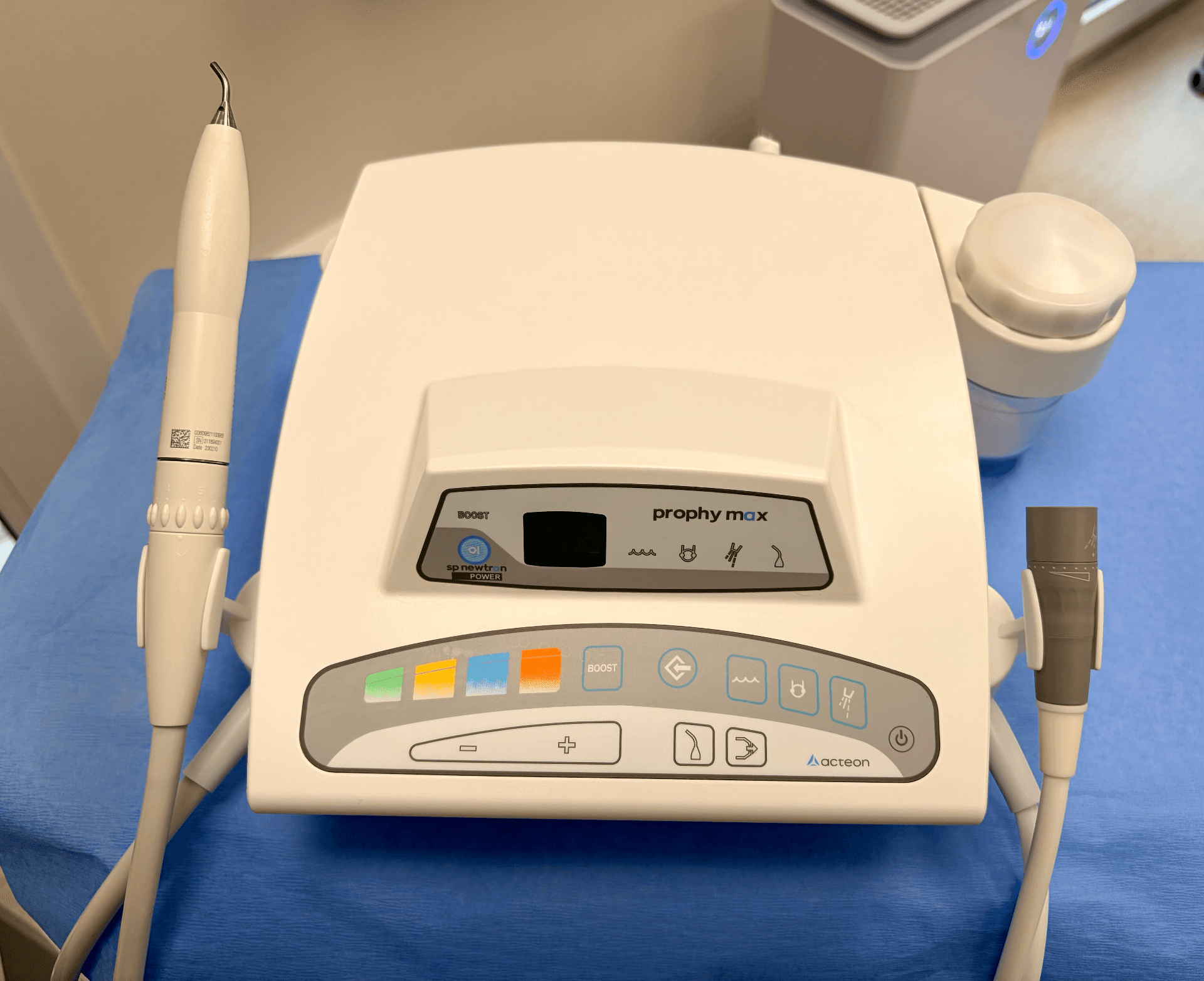 Acteon ProphyMax + 11 pièces à main US Satelec Newtron
